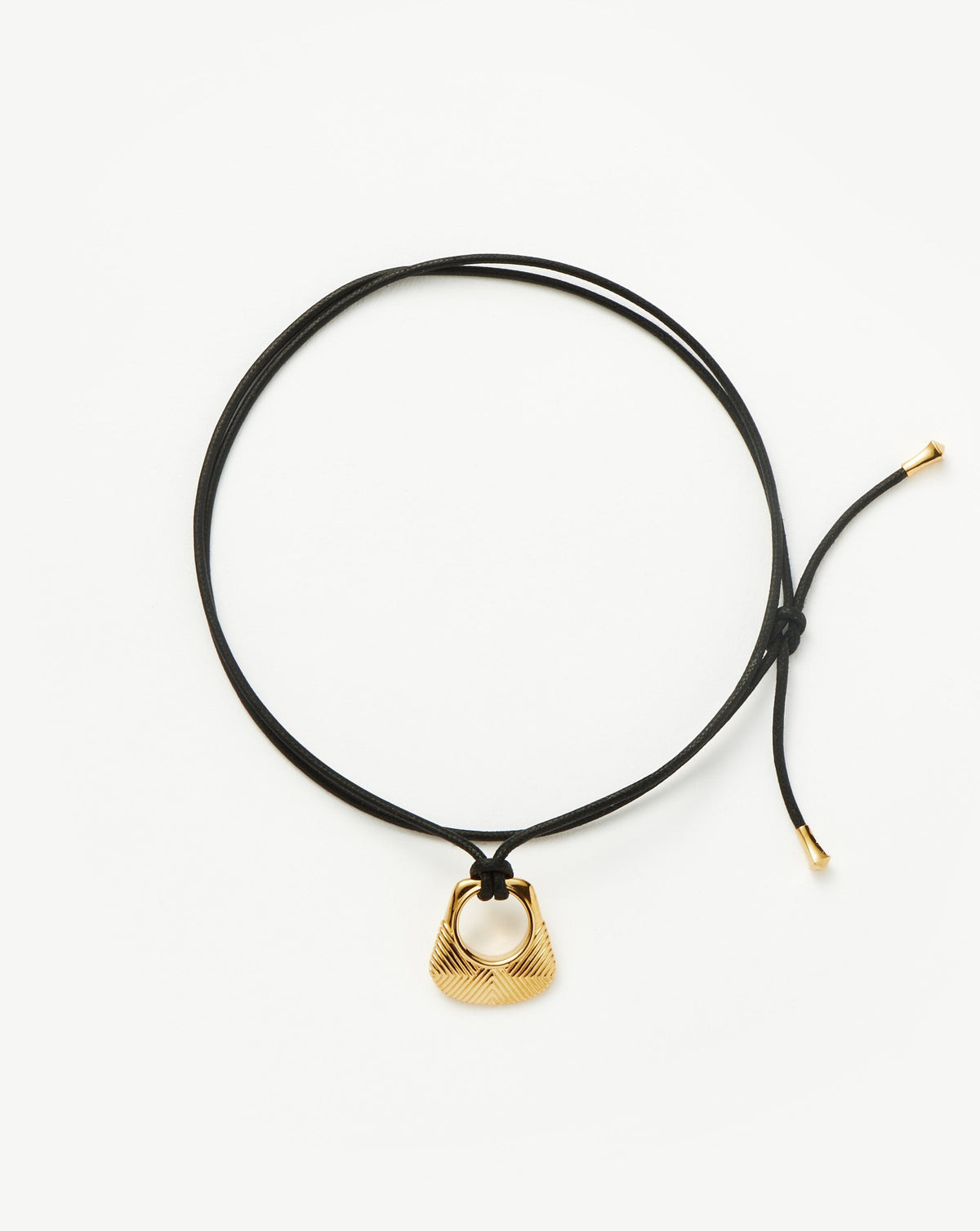 Hera Ridge Pendant Cord Necklace