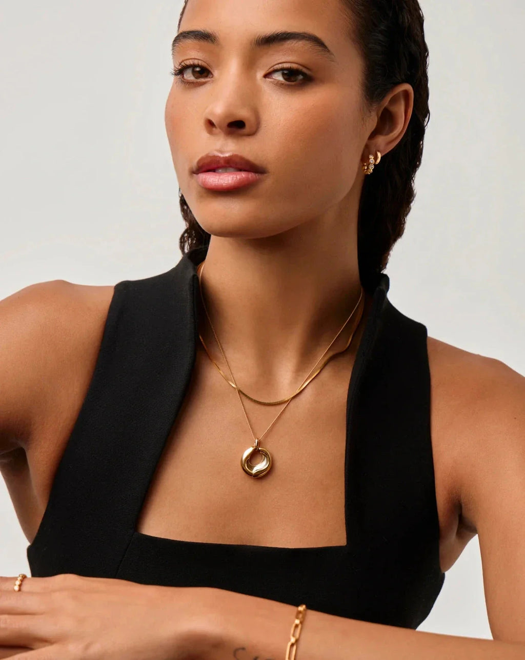 Sculptural Ridge Molten Pendant Necklace | 18ct Gold Plated