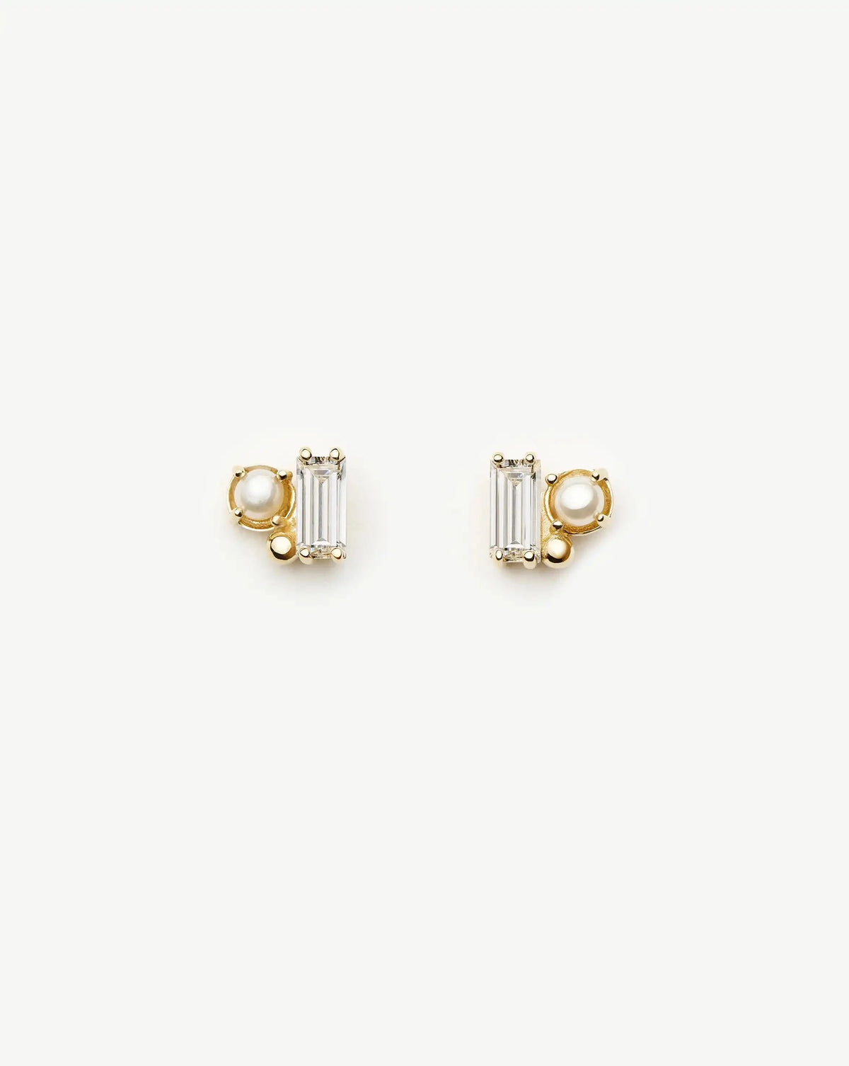 Solid Gold Diamond Pearl Stud Earrings | 9ct Solid Gold/Pearl